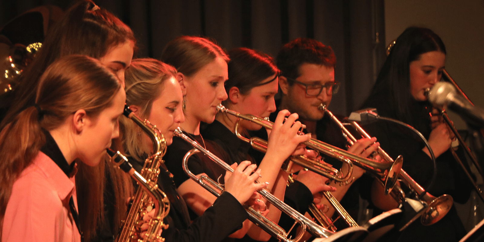 Female Girls Jazz Band